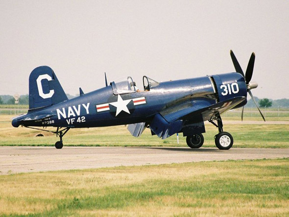 Vought F4-U4 Corsair